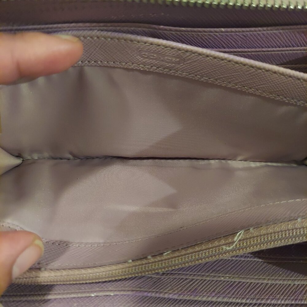 Coach Light Taupe & Lilac Card Bill ID coin Zip Around Accordion Wallet EUC *HP* - Picture 7 of 10